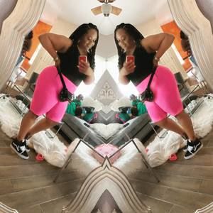 Meet your Posher, Briana